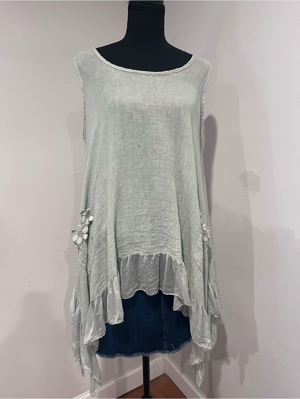 Light Sage Sleeveless Italian Linen-Blend Tunic Top
